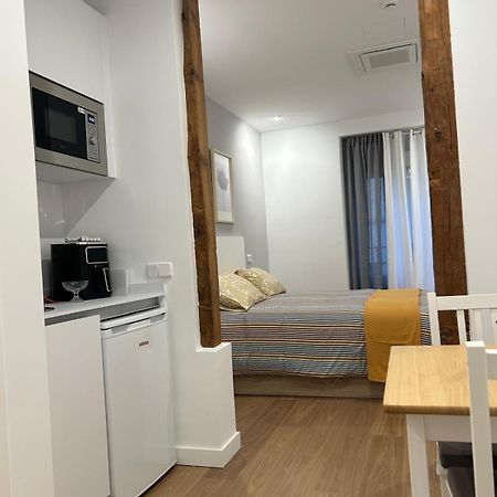 Apartamentos Gravina Madrid Exterior photo